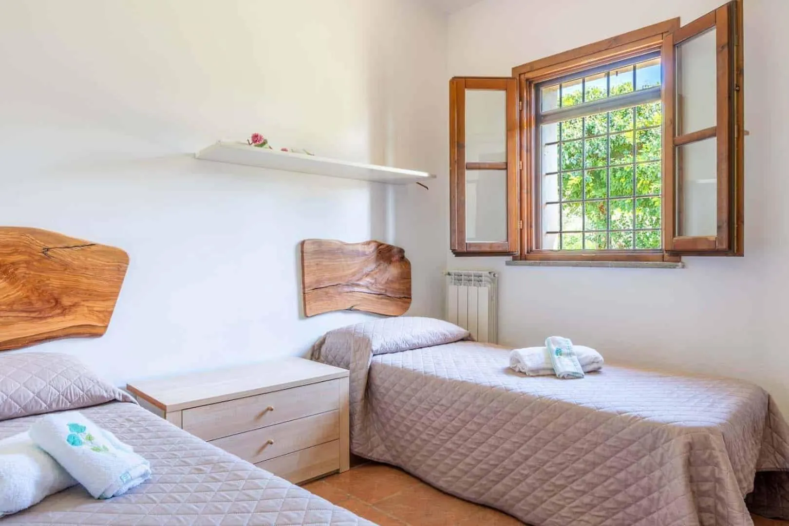 Agriturismo La Valle - By Podere Arundineto Castagneto Carducci Farm stay